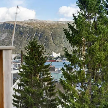 Luxury Villa, Panoramic Views With Pool Table *